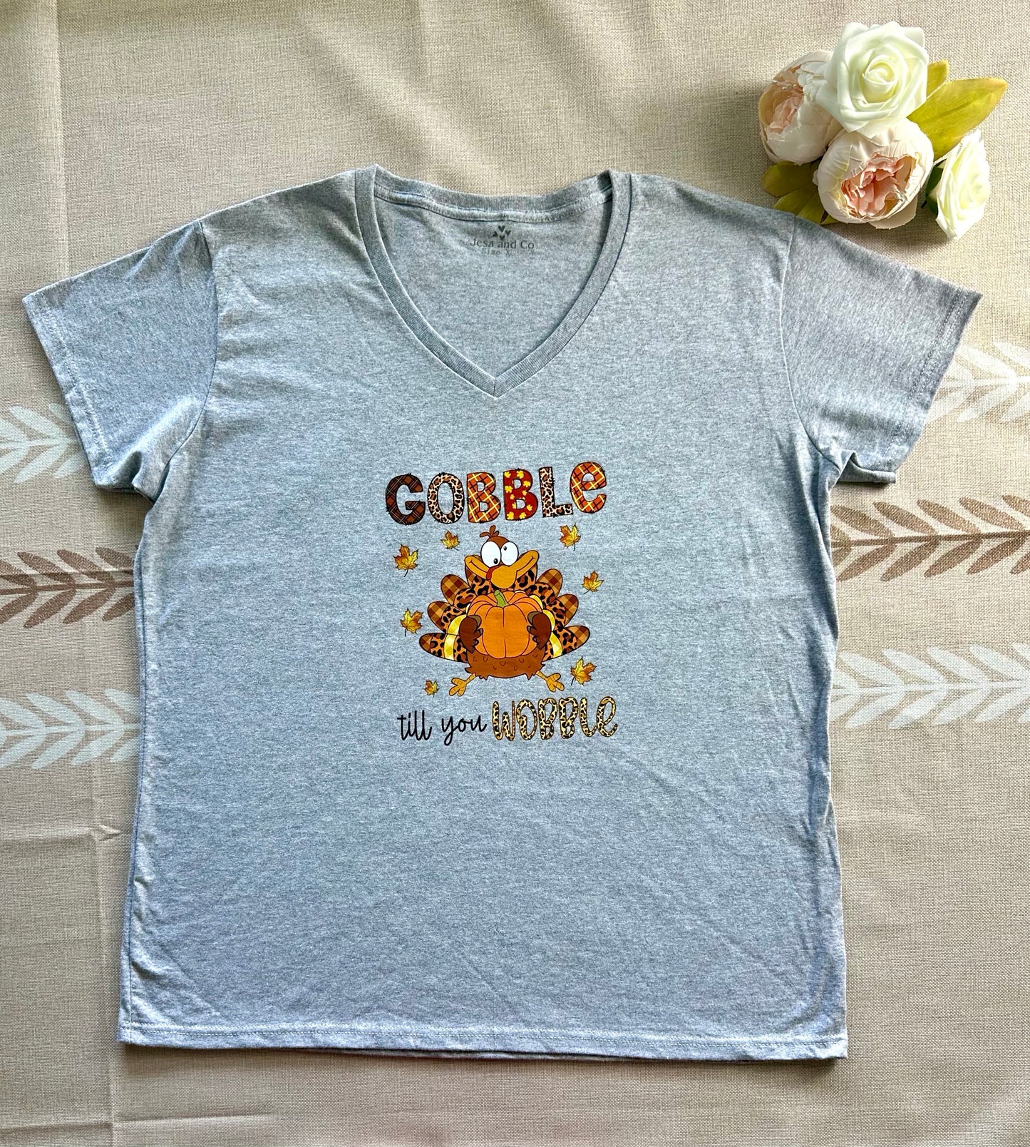 GOBBLE V NECK T-SHIRTS